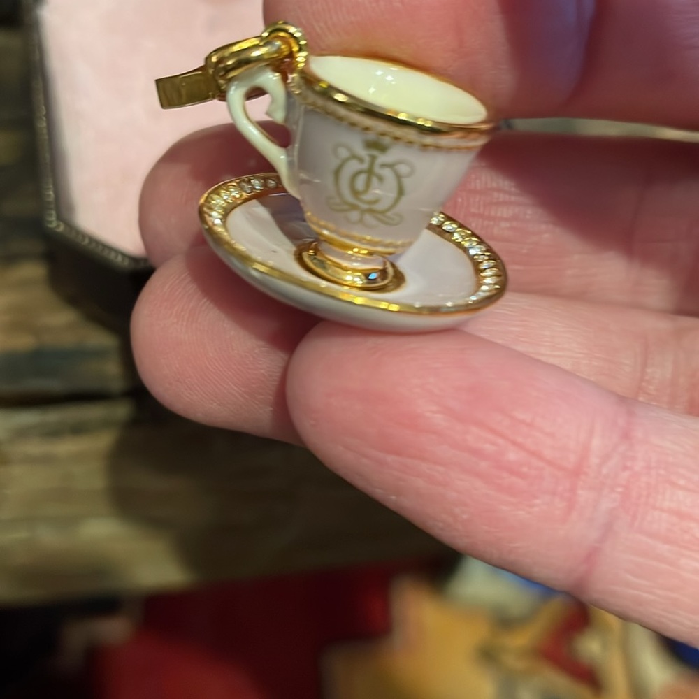 RARE Juicy Couture tea cup charm YJRU1087 retired tagged box - Picture 9 of 15